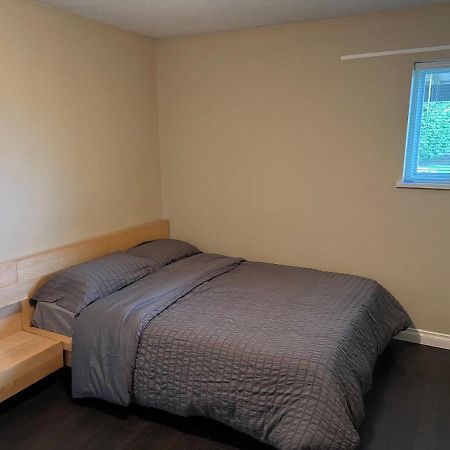 ריצ'מונד One Bedroom, One Living Room, One Kitchen And One Bathroom With Independent Access מראה חיצוני תמונה